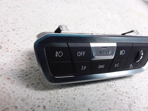 2019 BMW X5 HEADLITE SWITCH OEM ID 61319471935 - Picture 2 of 12
