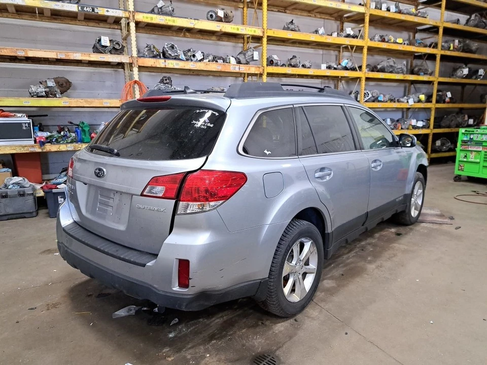 Задняя стойка 2013 Legacy Outback Sku #4222877 - Изображение 4 из 4