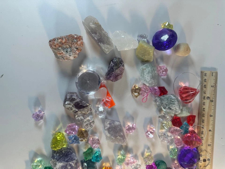 Lote de 163 piedras preciosas mixtas y gemas acrílicas cristales minerales decoración artesanal piedras Foto 3 de 4