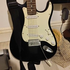 Fender Stratocaster Electric Guitar Solid Body Black 6-String Right-Handed