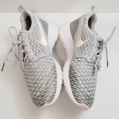 Nike Damengröße 8 Roshe One Flyknit grau weiß Nike Laufschuhe 704927-009 - Bild 6 von 12