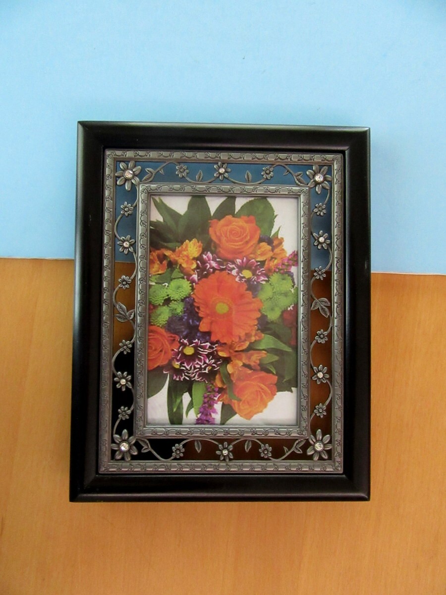 MALDEN engraved openwork pewter & rhinestone flower picture frame 4" x