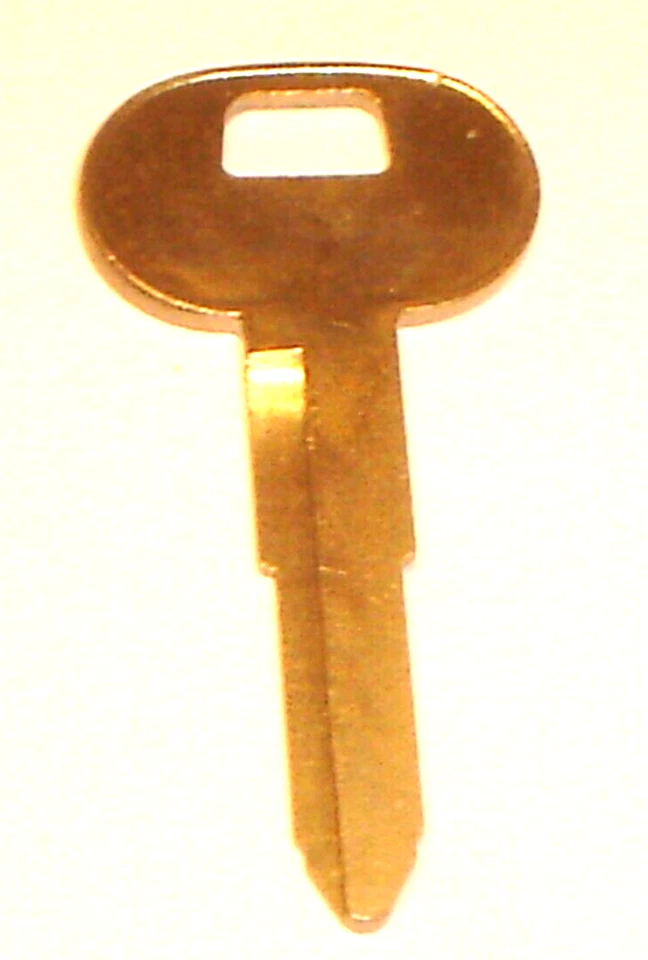 Ilco B56 X146 Uncut Car Key Blank fits 1985 1986 1987 1988 1989 Chevrolet Nova - Image 3 of 3