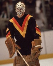Gary Bromley Vancouver Canucks  8x10 Photo