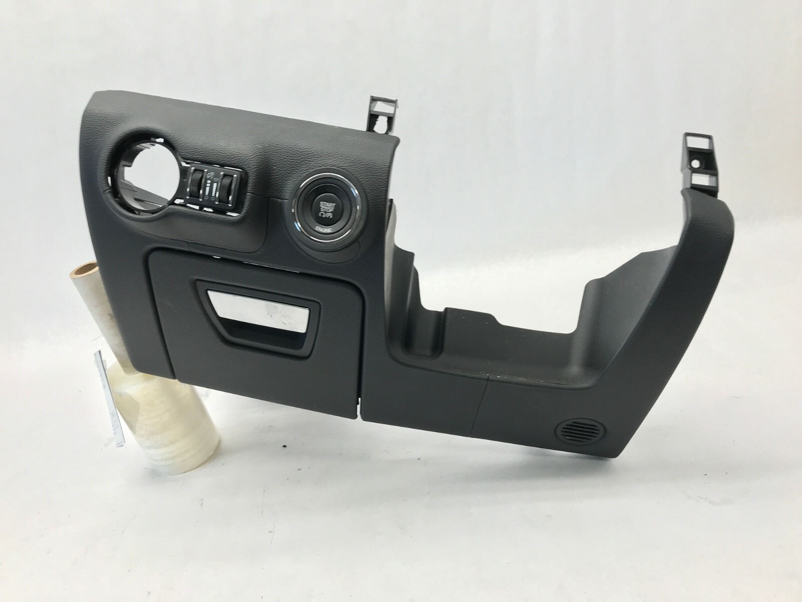 14 15 16 17 MASERATI GHIBLI KNEE TRIM LEFT DRIVER SIDE OEM BLACK START BUTTON
