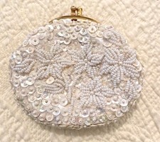 Vintage Hand Sewn Beaded Sequins Change Purse Gold Tone Frame Satin Lining 3.5  