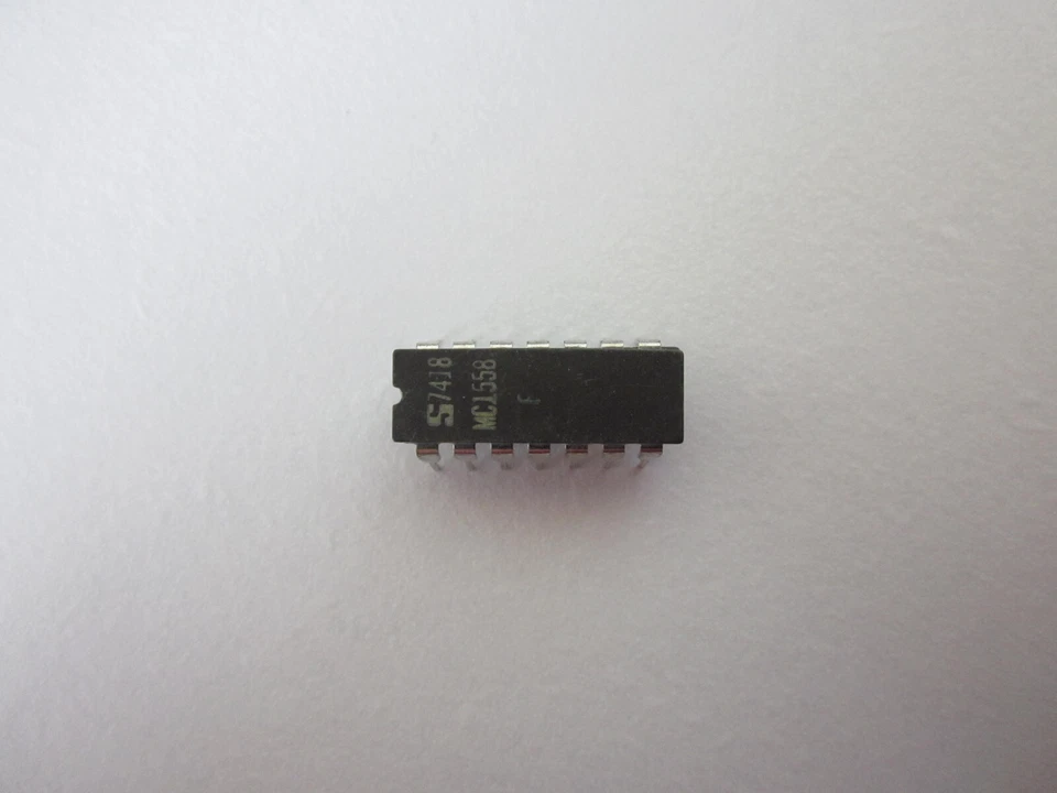 1PC Signetics MC1558F Dual Operational Amplifier - Very Rare, Vintage IC Chip! - Image 2 of 2
