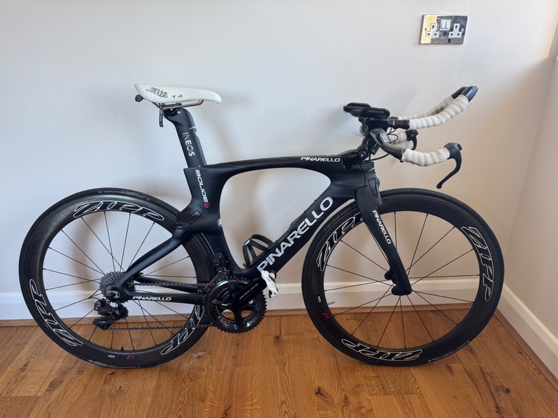 Pinarello Bolide TT Carbon Time Trial Bike / Dura-Ace Di2 / Zipp 404 / Size 450