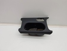 Mercedes-Benz GLA W156 X156 2017 Becherhalter Getr&auml;nkehalter Cupholder vorne