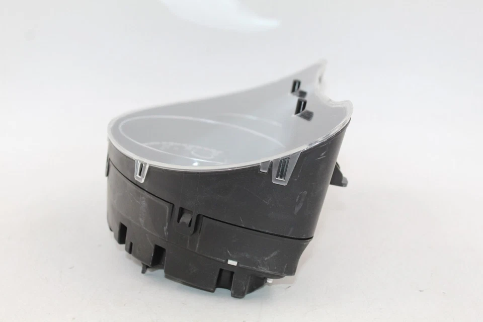 Velocímetro 38K milhas MPH compatível com 2013-2019 Volkswagen Beetle fabricante de equipamento original #39025 - Imagem 4 de 4