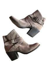 BCBG Aries Taupe Suede Chunky Heel Ankle Boots Size 8.5 Strappy Ankle Boots grey
