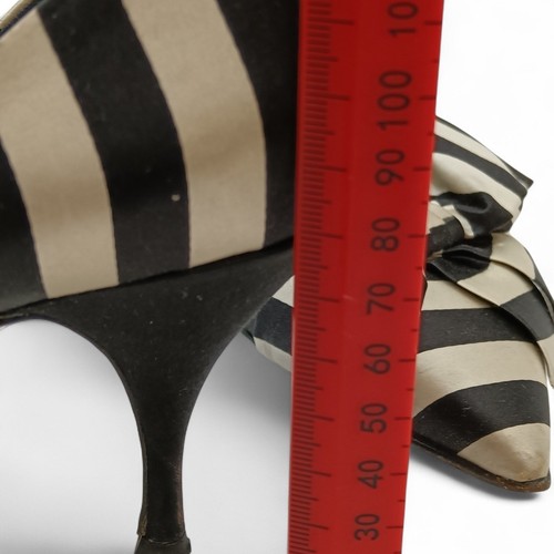 Valentino Garavani Black& Cream Satin Top Striped Shoes -37.5 UK 4.5 - Preloved - Picture 21 of 24