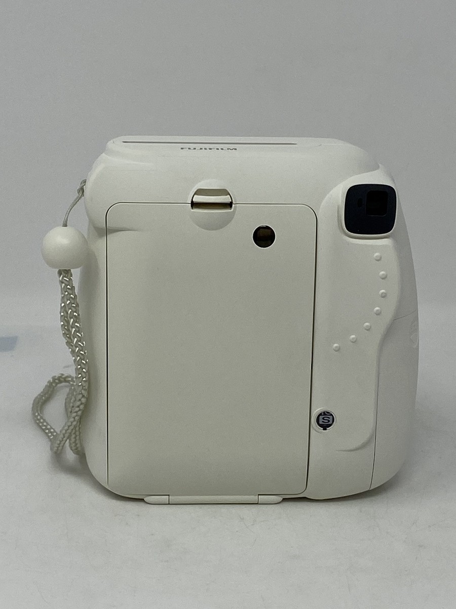 フィルムカメラ FUJI FILM INSTAX MINI 8+ WHITE Fujifilm Instax Mini 8 Instant Film Camera - White