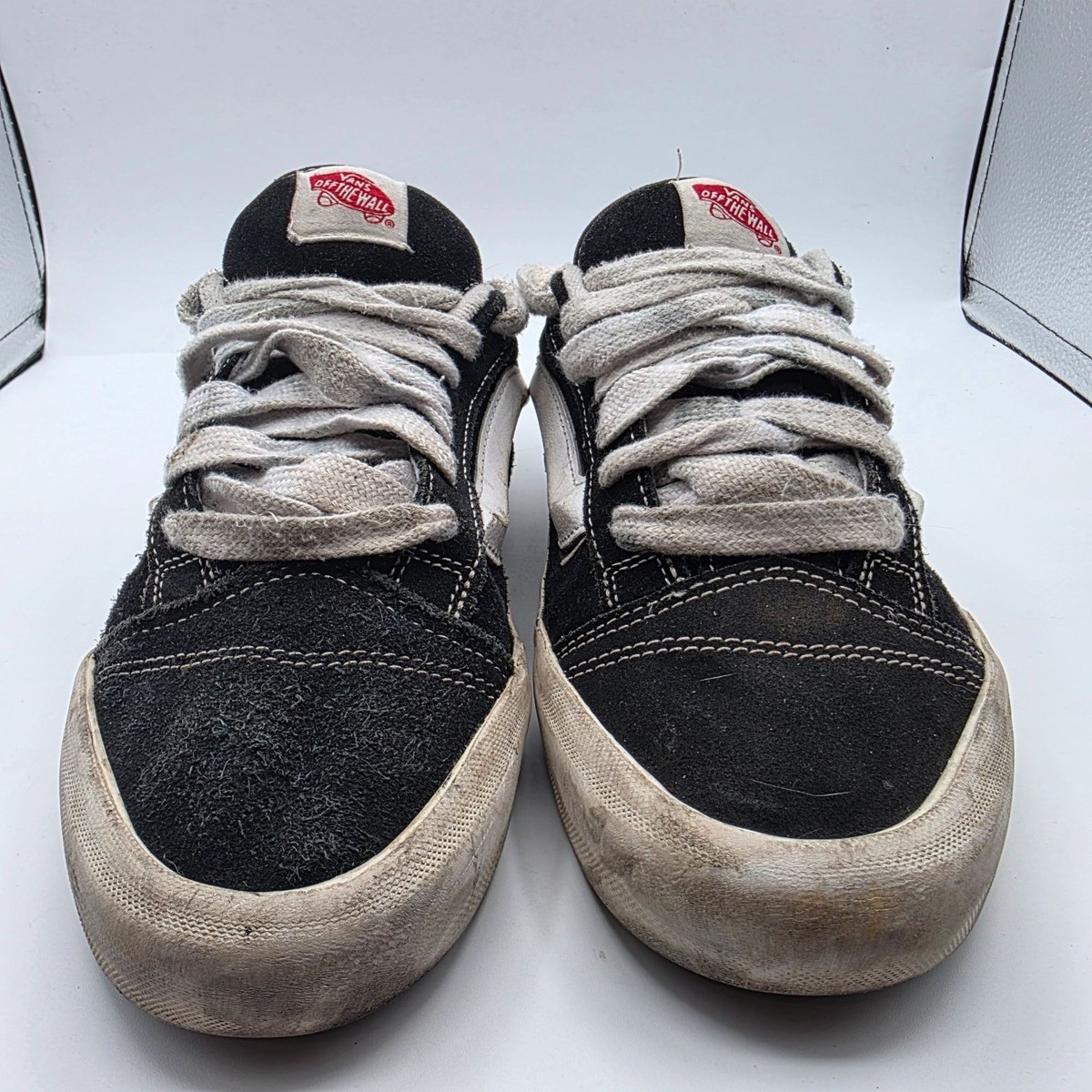 Vans Knu Skool Mens Size 9.5 Black White Suede Chunky Skate  display picture 3