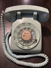 VTG  Bell Systems Western Elec Aqua Blue Model 500 CD Rotary Telephone.
