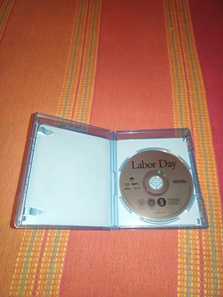 UN GIORNO COME TANTI BLU RAY RARO FUORI CATALOGO KATE WINSLET JASON REITMAN 2013 - Immagine 2 di 4