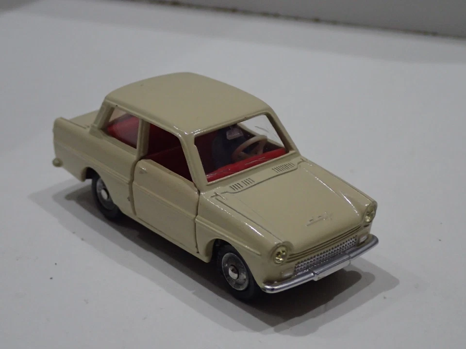 DINKY TOYS 508 DAF 33 SCALA 1:43 CONDIZIONI QUASI PARI AL NUOVO (3) - Immagine 2 di 4