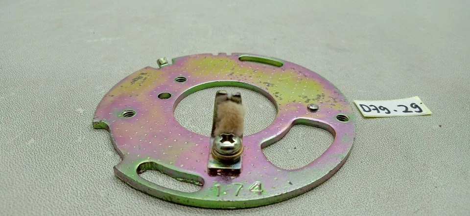 Placa de punto de contacto Honda C70 Cub C50 C100 C110 C700 nueva Foto 4 de 4