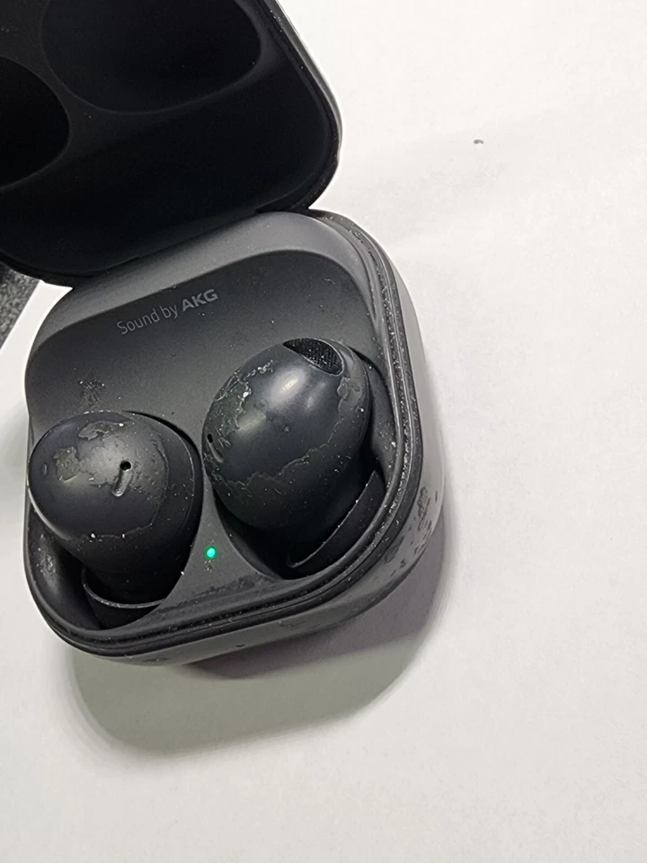 Authentic Samsung Galaxy Buds2 Pro R510 Bluetooth Earbuds -POOR (100% Functional - Image 3 of 4