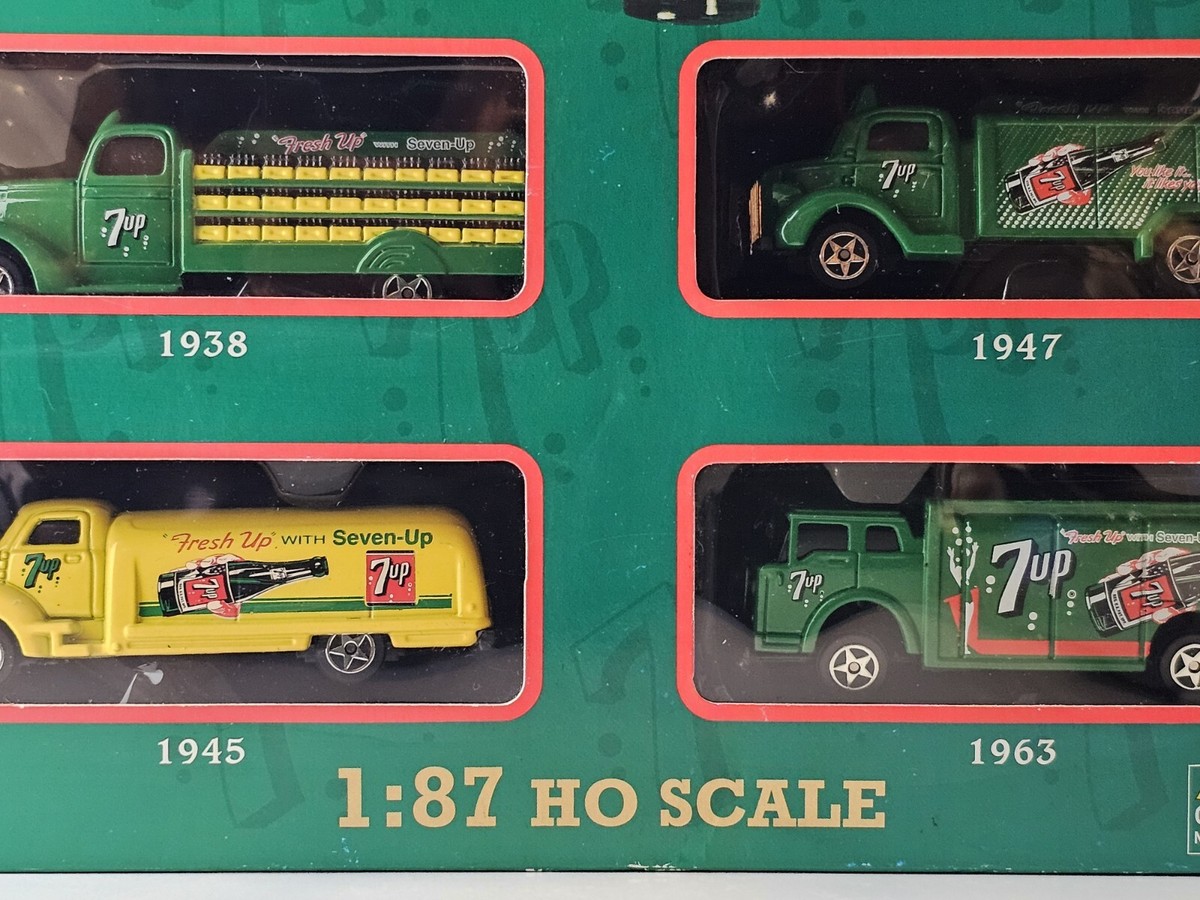 DeliciousTaylormade  専用　VintageMultiVoxx Amazon.com: Diecast Masters 1/87 Kenworth T880s SBFS 40in