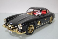 Burago Diamonds Mercedes 300SL 1:18 Schwarz/G...