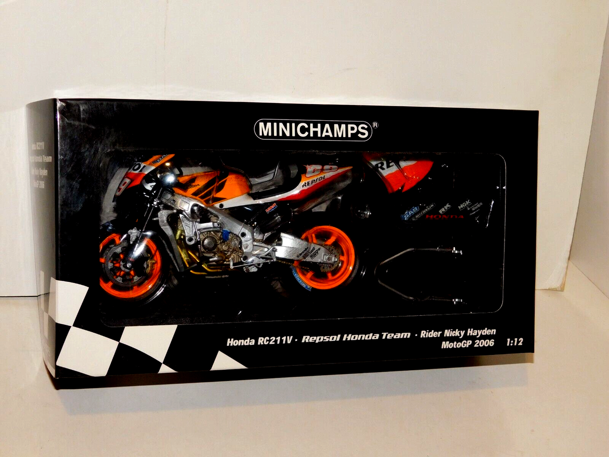HONDA RC211V #69 MOTOGP 2006 N. HAYDEN WORLD CHAMPION MINICHAMPS