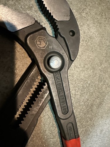 Matco P22 / Knipex 8701560 Cobra XXL Pliers - Plastic Grip New - Picture 3 of 3