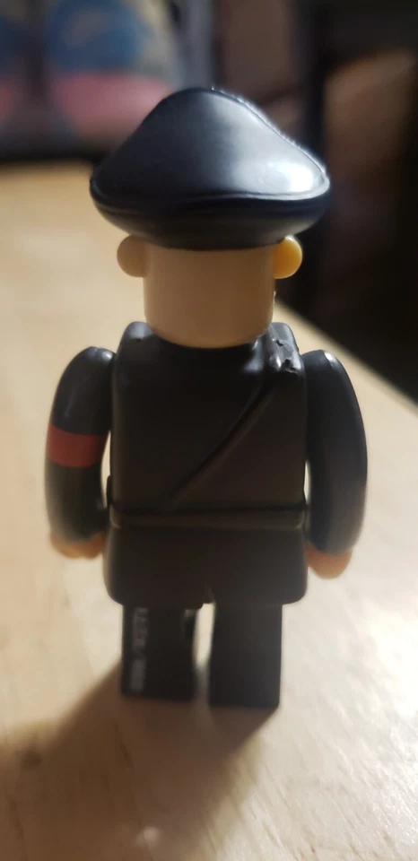 Figura de importación muy rara Tokyo Tribe 2 Skunk Soldier Kubrick Bearbrick Medicom Foto 2 de 3