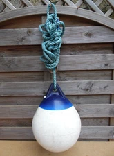 Vintage Polyform A-I USA Boat Fender Mooring Buoy in White/Blue Boatyard Harbour