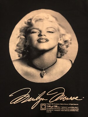 Marilyn Monroe- Vintage 1995 Officially Licensed Single Stitch