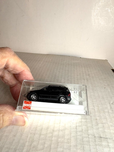 Busch #48500 Mercedes Clase M S.U.V. H.O. "Negro"  1:87 | Zustand: New