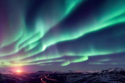 Wandbild: Aurora Borealis (Nordlichter), Polarlichter realistische [...]
