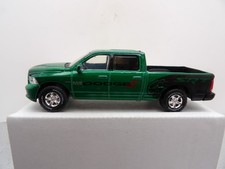 Green Machine 2014 Dodge Ram 1500 Sport Pick-up  Greenlight Hitch Tow  164