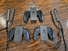 Lot Of 3 Nintendo Switch Official Joy Con Controller Comfort Grip And 4 Straps