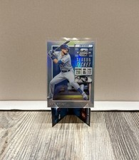 2019 Panini Chronicles Contenders Optic Holo Prizm #11 Kris Bryant Chicago Cubs