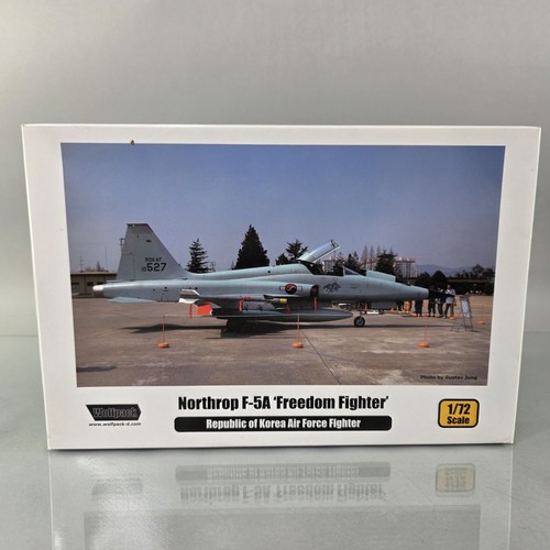 Wolfpack 1:72 Northrop F-5A Freedom Fighter Model Kit Korea Air Force WPD17201 - Picture 1 of 10