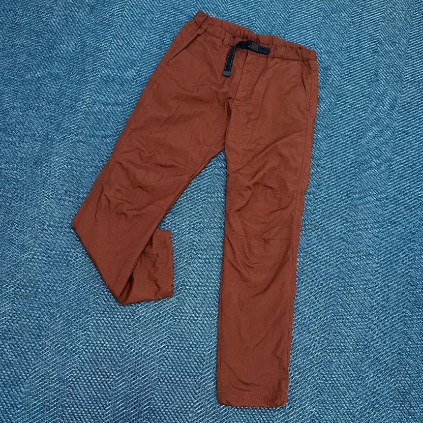 Uniqlo String Pants, Men's Size S, Vintage Condition thumbnail 3