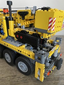 Lego Technic 8421 Mobile Crane Construction 100% Complete Set 2005 no Box Read