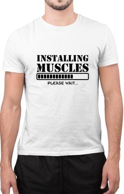 Lustiges Installieren Muskeln Laden Bitte Warten Herren Spruch Bodybuilding T-Shirt