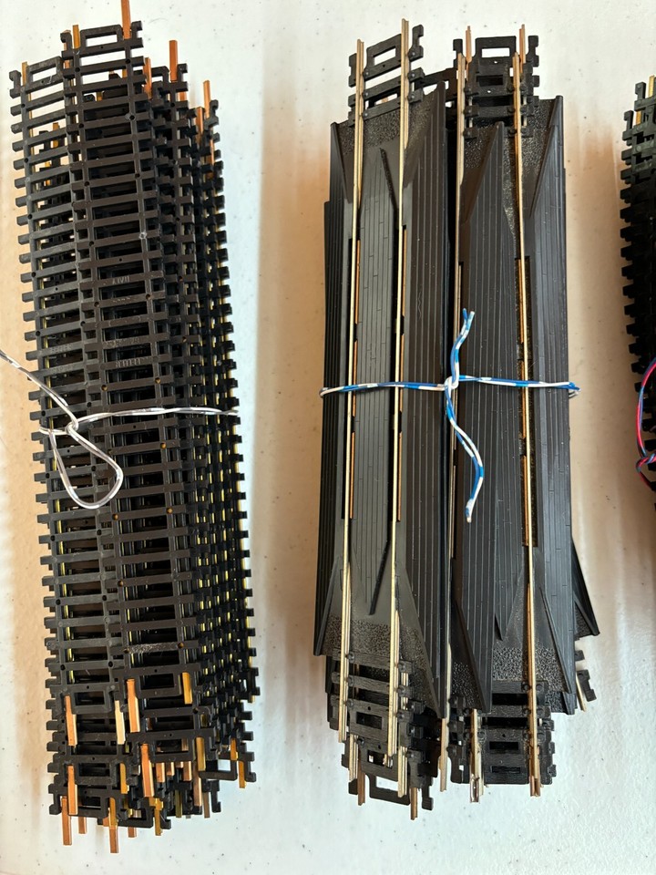 HO Scale Model Train Brass Code 100 Track, straight, curved, rerailer