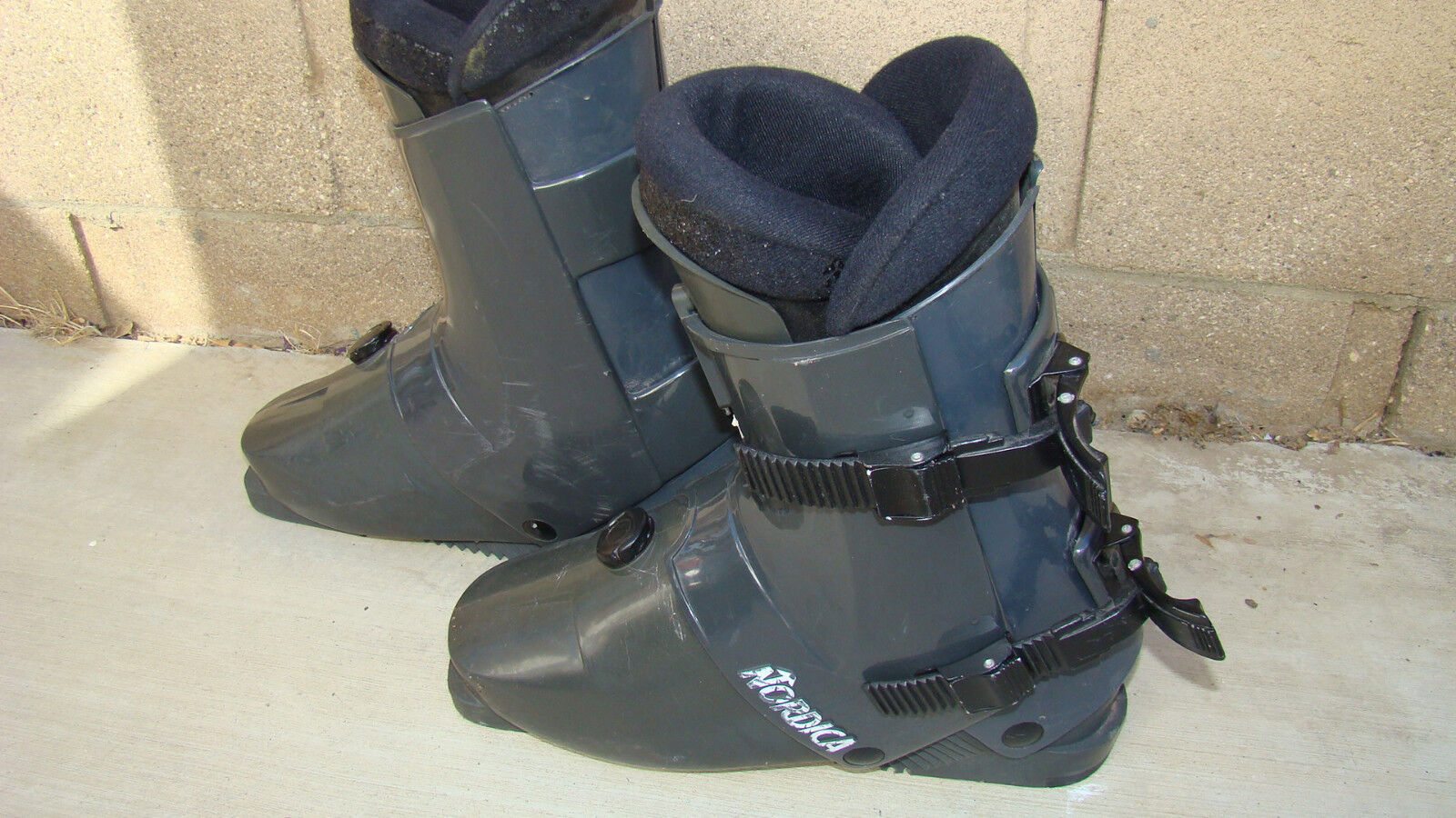 Nordica Ski Boots Size 24 Made In Nordica Ski Boots Size 24 Made In