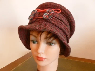 ORIGINAL CHAPEAU FORME CLOCHE MAILLE CHINE TAUPE ET ROUGE TAILLE UNIQUE - Photo 1/4