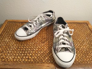 silver converse womens size 7