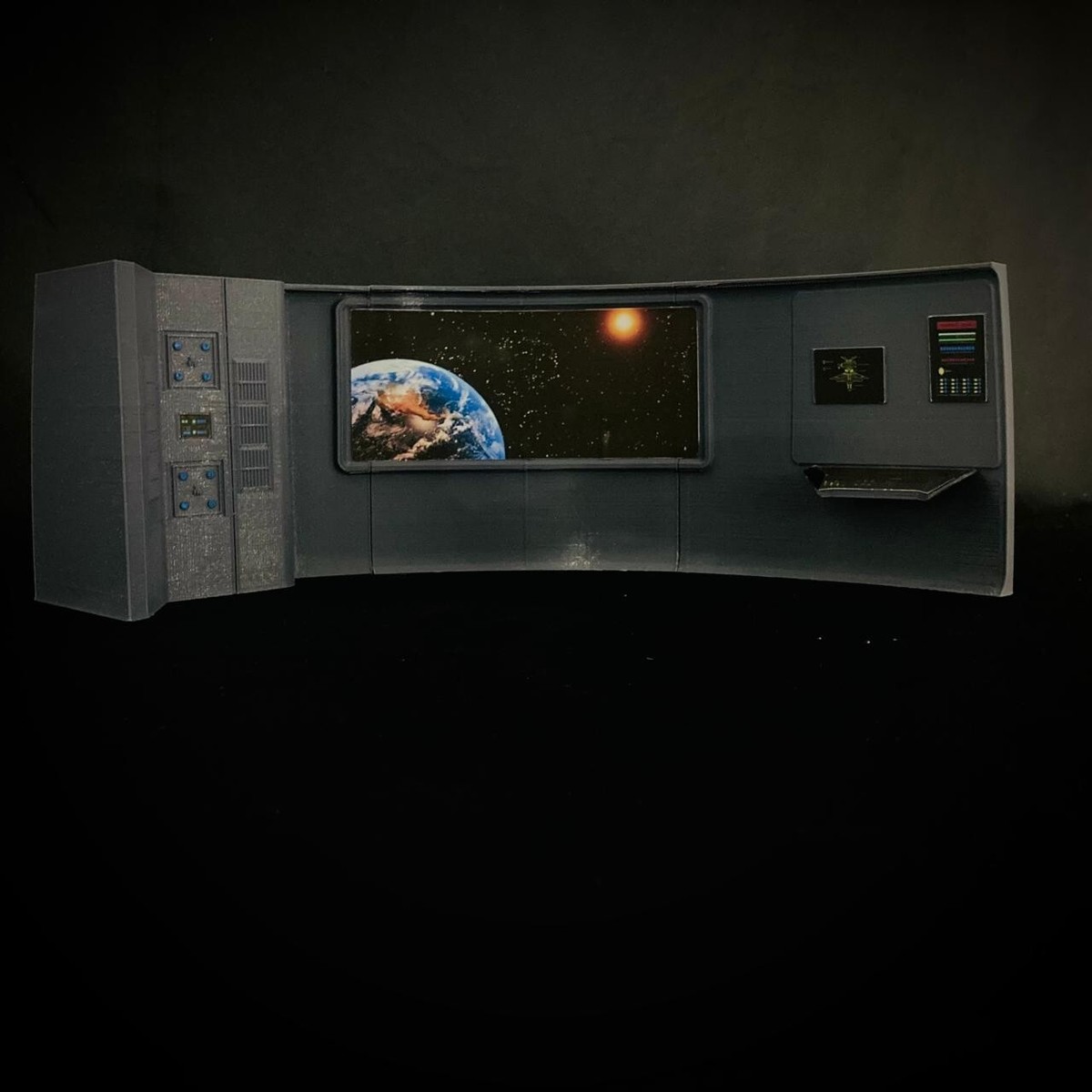 U.S.S. Enterprise Bridge Main View Screen for 3.75 in (1:18