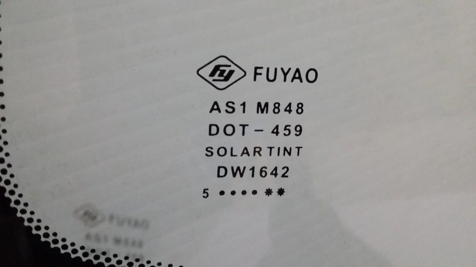 Windshield fits 2006-2010 Pontiac Solstice, Saturn Sky Convertibles, Brand New Foto 2 de 3