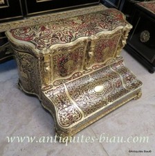 French inkwell in Boulle marquetry with crystal inkwell 19th Napoleon III period