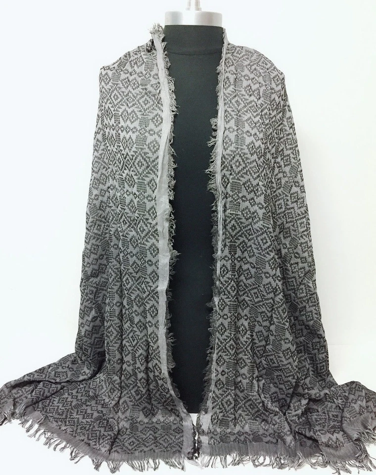 Hombres Mujeres Hilado-teñido profundo largo bufanda envolvente chal flecos borla suave gris negro Foto 3 de 4