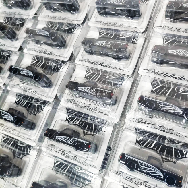 HOT WHEELS 2024 JAPAN CONVENTION '83 CHEVY SILVERADO USUGROW