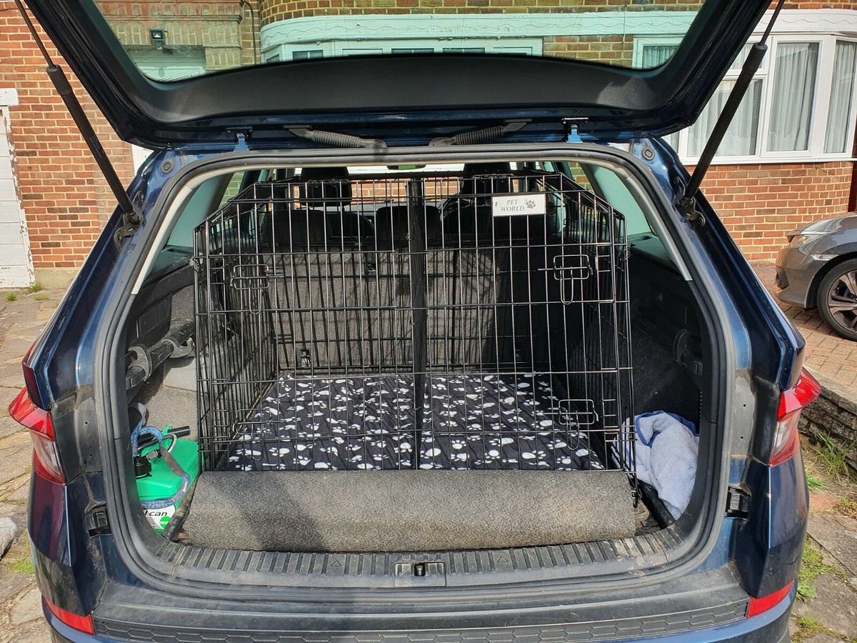 Skoda Superb Skoda Octavia Dog Guard Superb III Estate Dog Guard