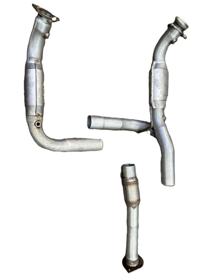 Convertidor catalítico compatible con Chevrolet Silverado 3500 HD 6,0 L V8 2011 2012 2013 2014 Foto 3 de 3